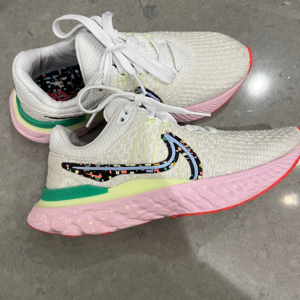 Nike React